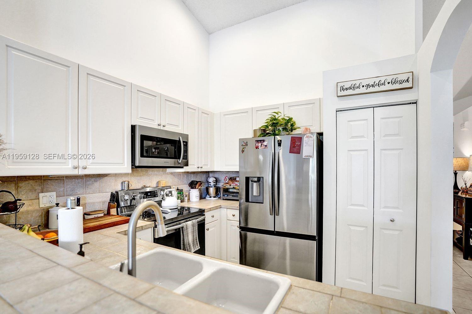 274 Coral Trace Ln Delray Beach, FL 33445