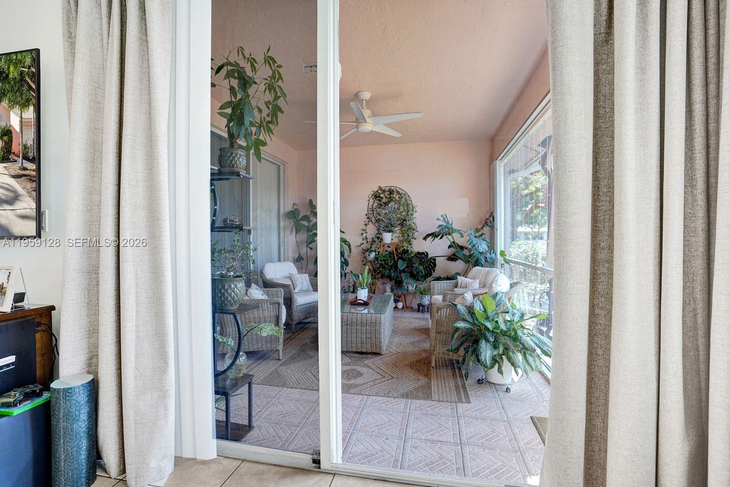 274 Coral Trace Ln Delray Beach, FL 33445