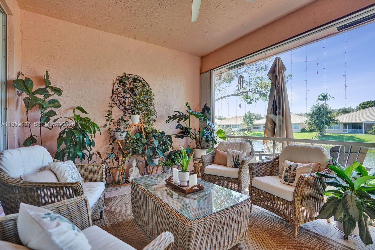 274 Coral Trace Ln Delray Beach, FL 33445