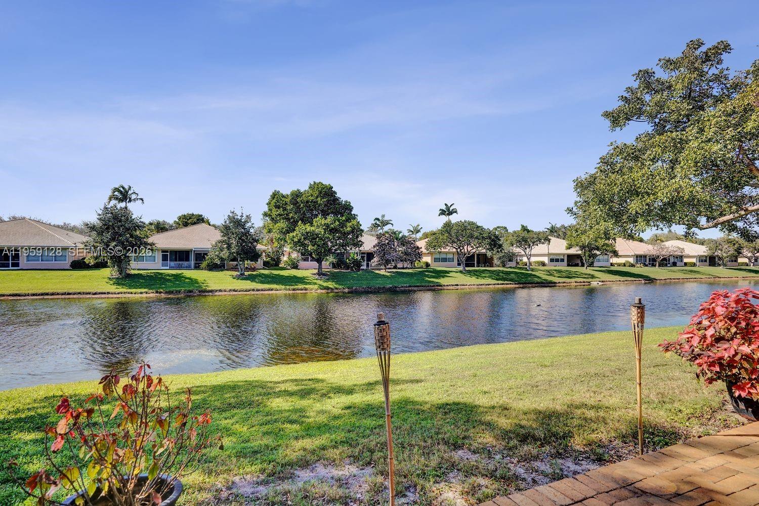 274 Coral Trace Ln Delray Beach, FL 33445