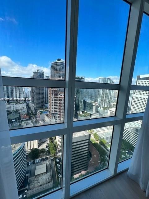 image The Plaza on Brickell East9