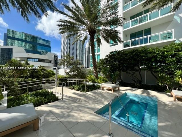 image The Plaza on Brickell East25