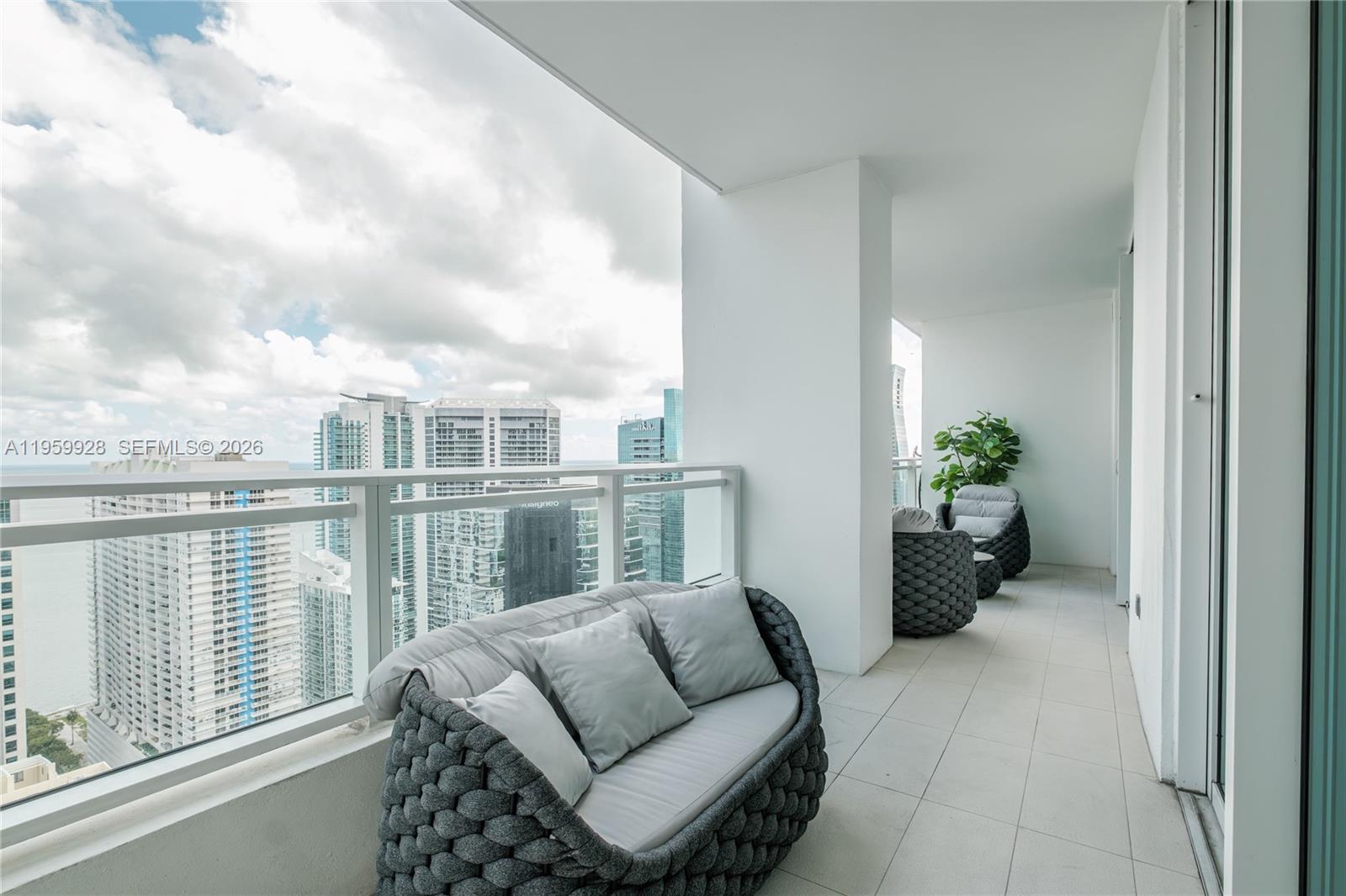 image The Bond on Brickell9