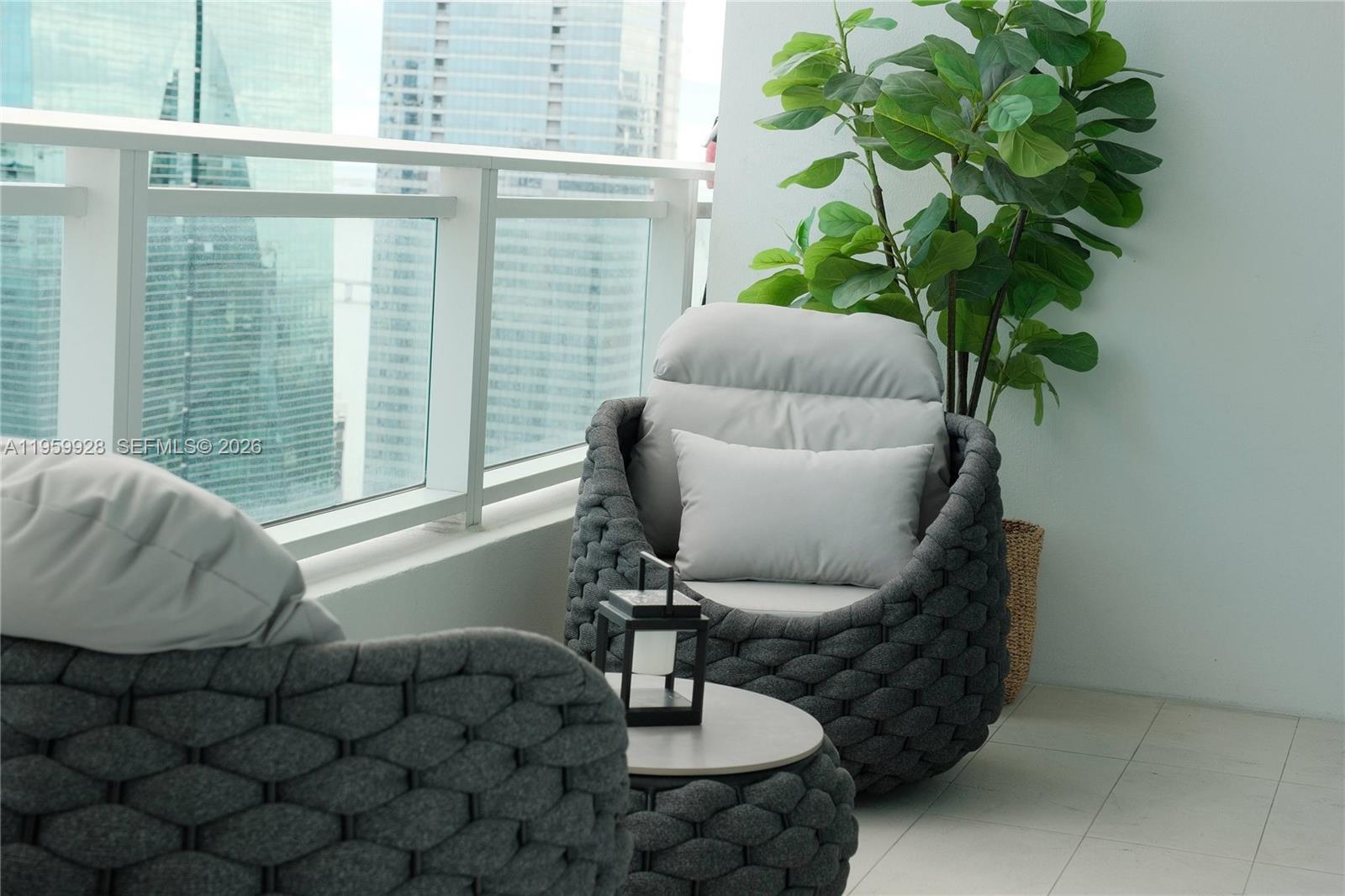 image The Bond on Brickell12