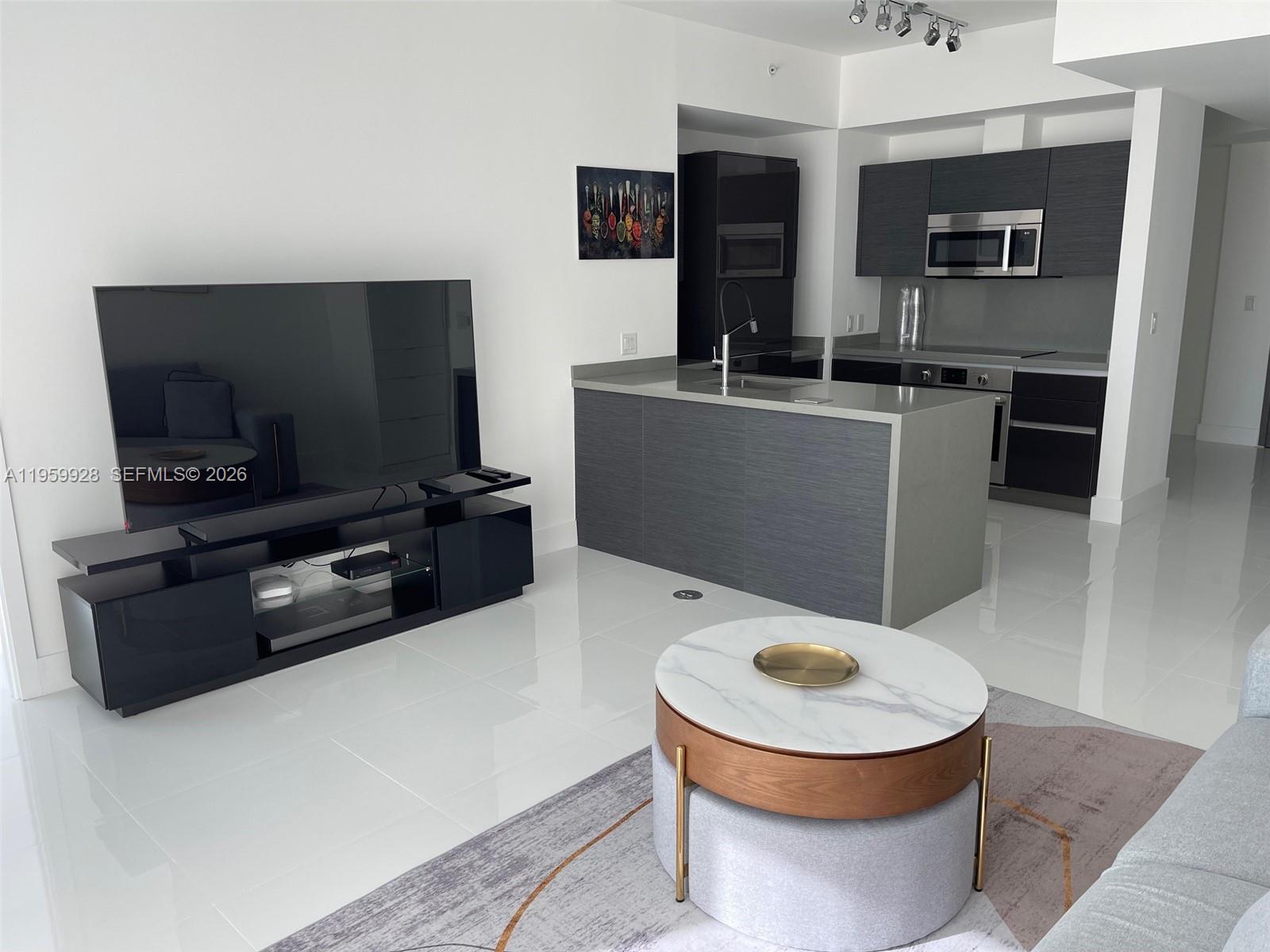 image The Bond on Brickell1