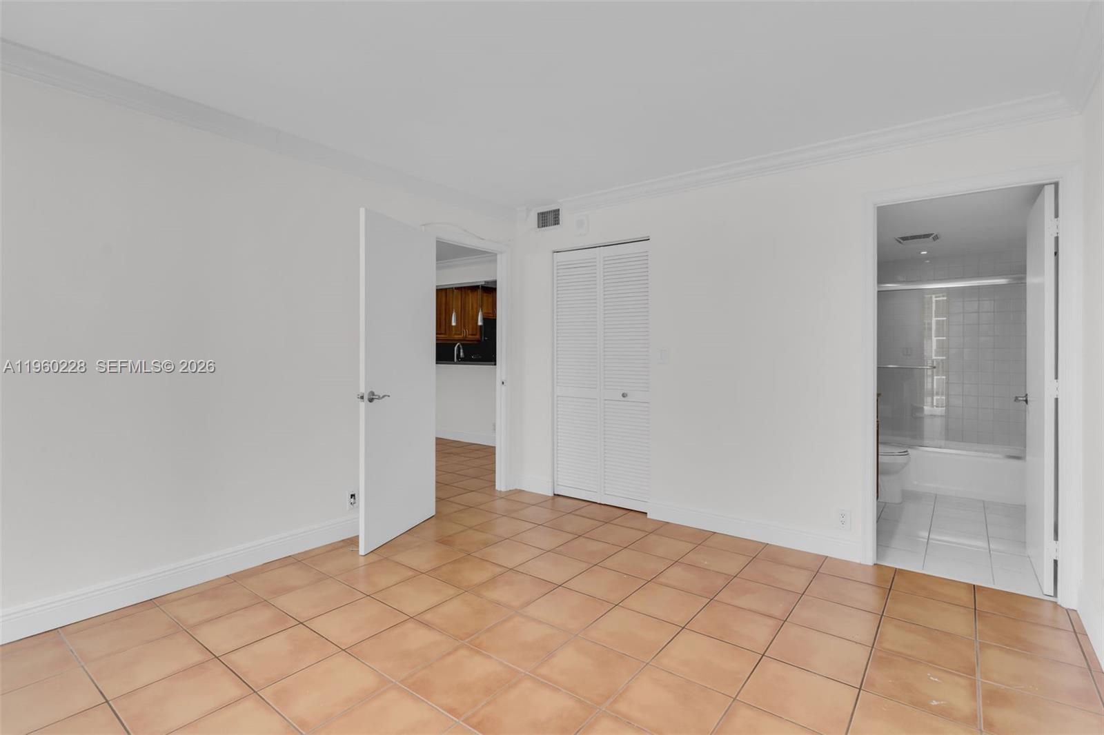 image Brickell Place II14