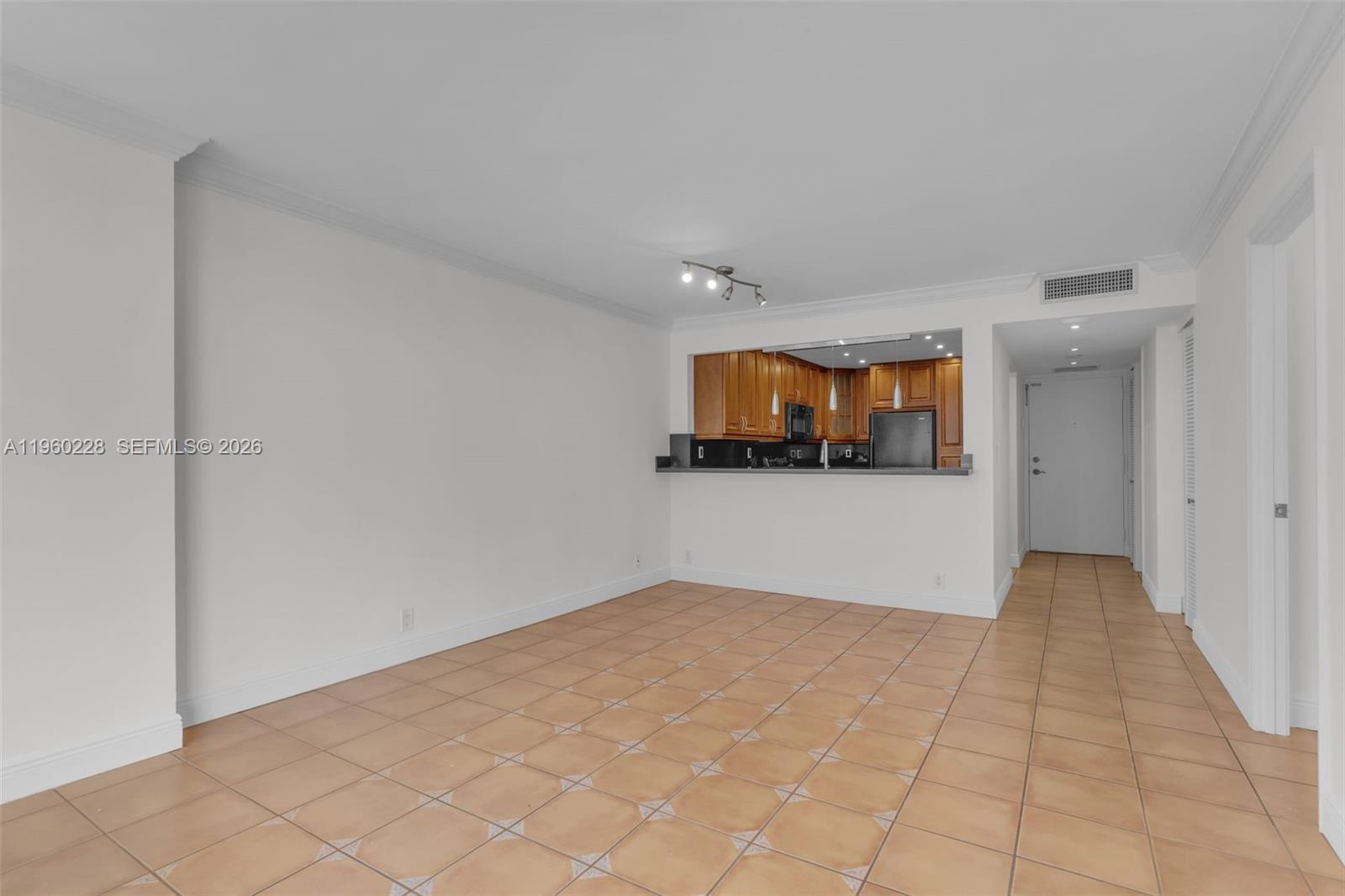 image Brickell Place II7