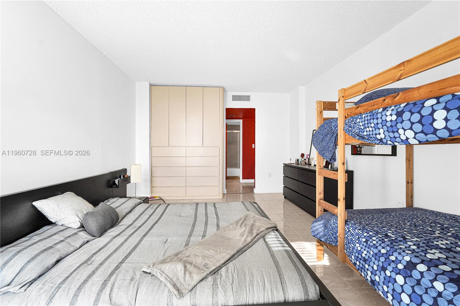 Undisclosed Address Aventura, FL 33180