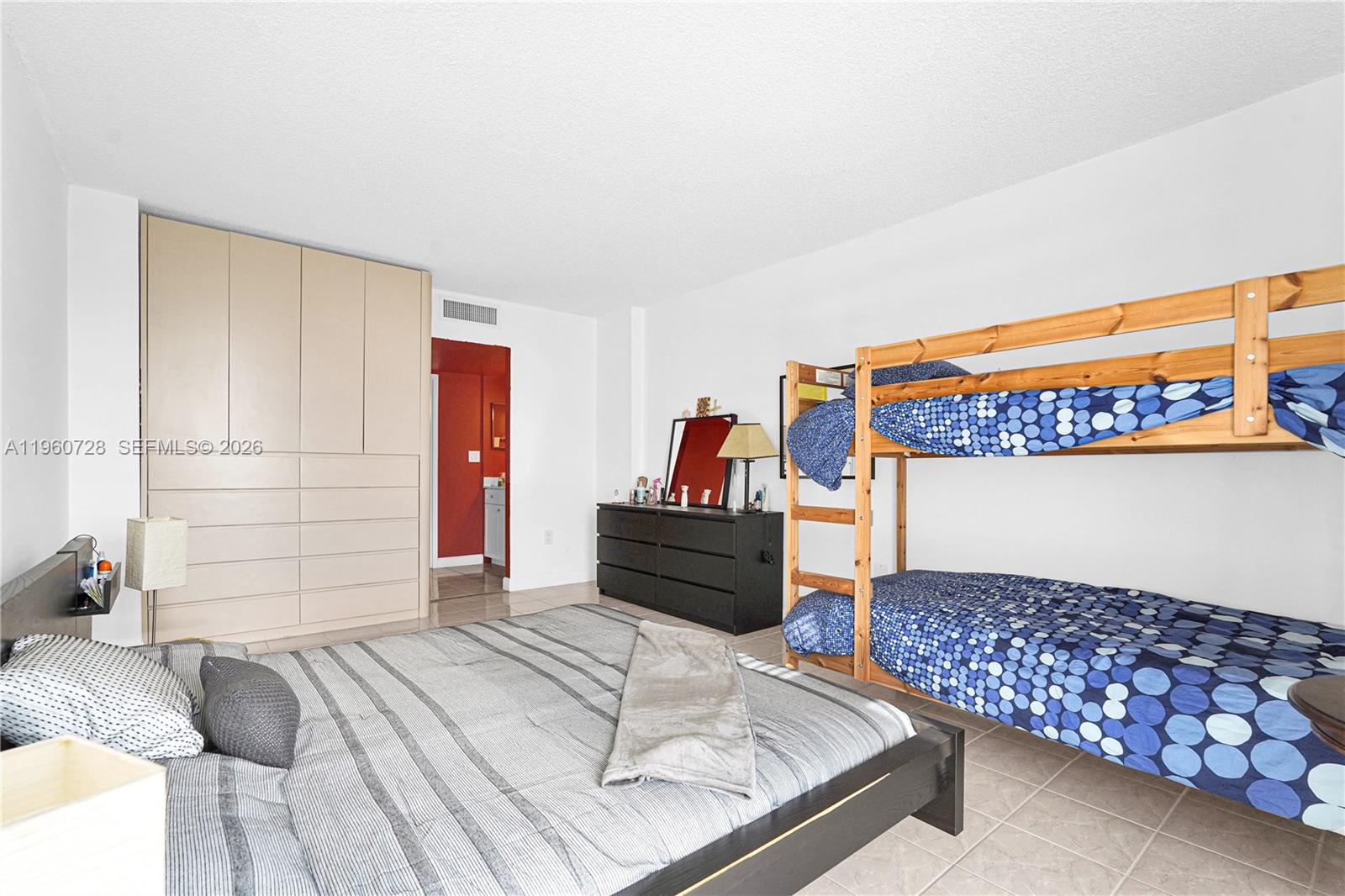 Undisclosed Address Aventura, FL 33180