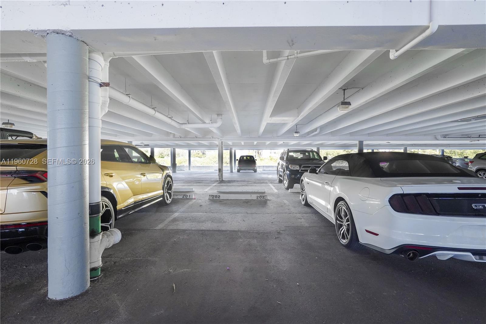 Undisclosed Address Aventura, FL 33180