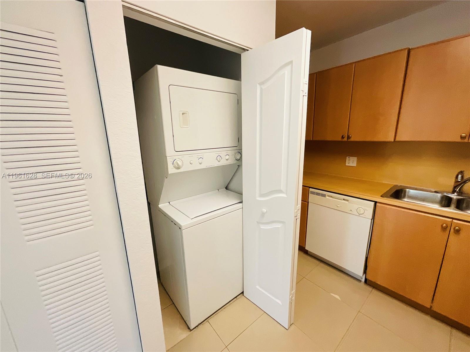 10901 NW 88th Ter #806 Doral, FL 33178