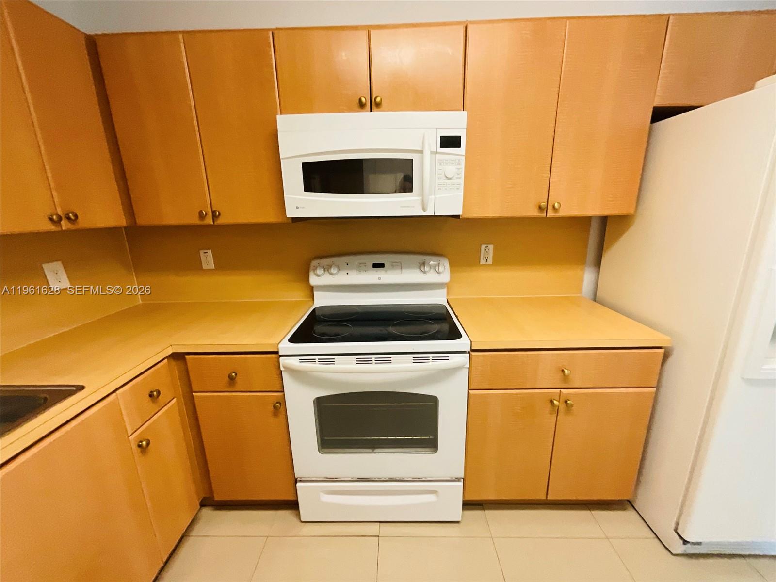 10901 NW 88th Ter #806 Doral, FL 33178