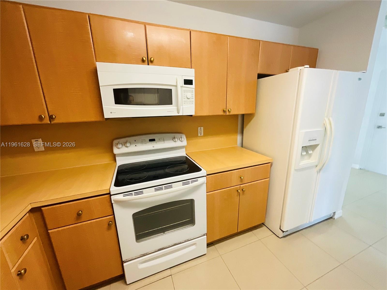 10901 NW 88th Ter #806 Doral, FL 33178