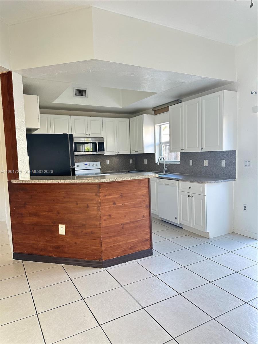 8925 SW 222nd Ter Cutler Bay, FL 33190