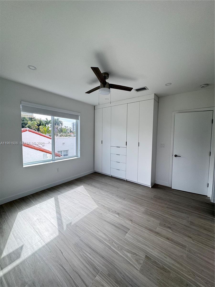 2855 Royal Palm Ave #3 Miami Beach, FL 33140