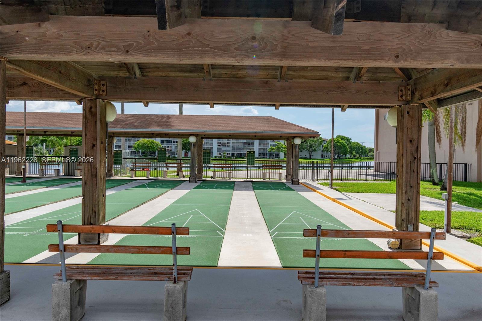 12550 SW 15th St #302E Pembroke Pines, FL 33027