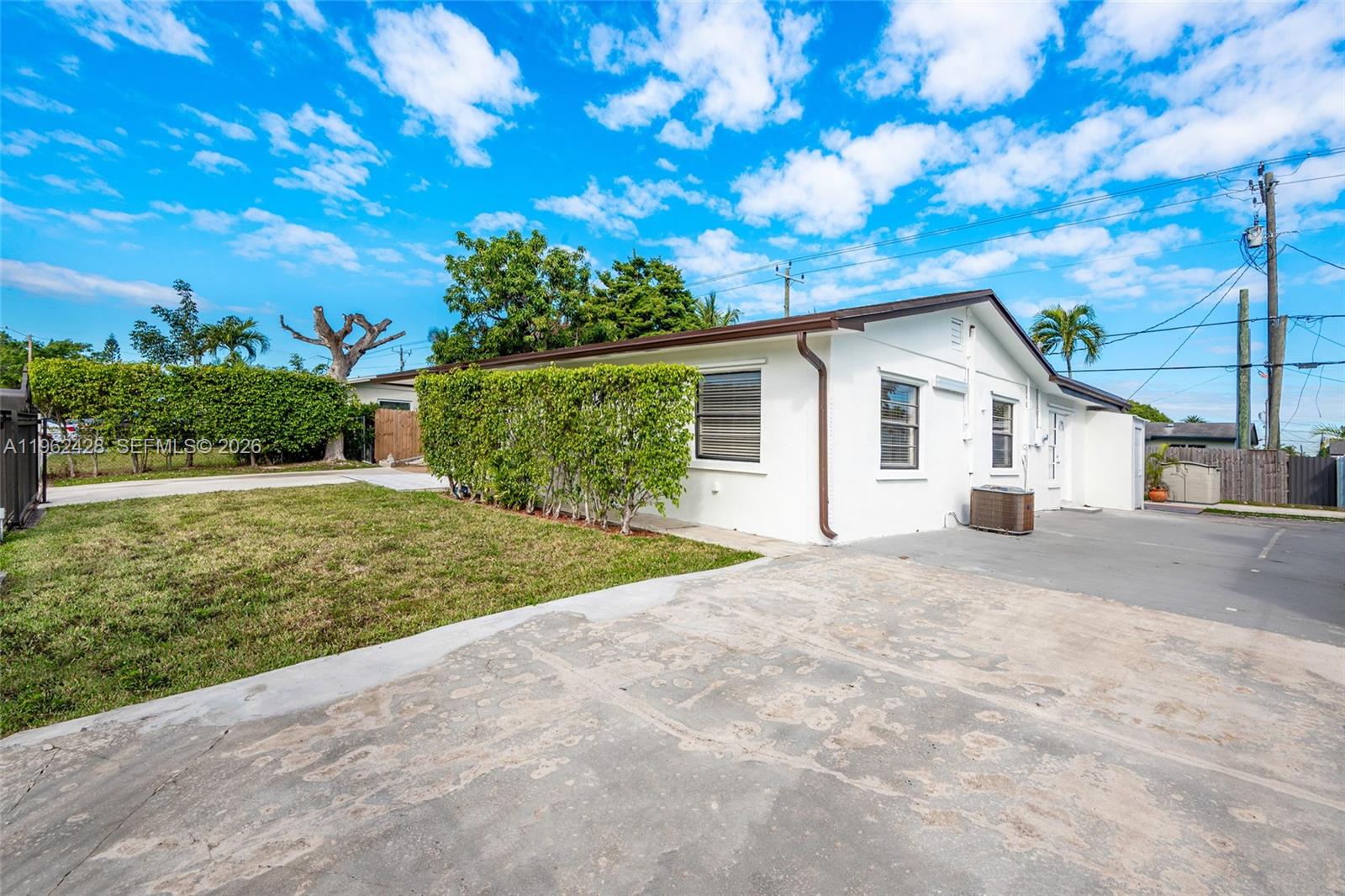 11941 SW 178th Ter Miami, FL 33177