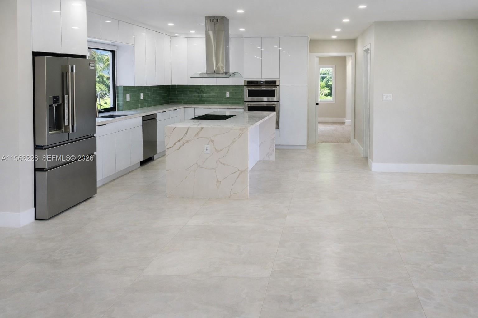 6020 NE 18th Ter Fort Lauderdale, FL 33308