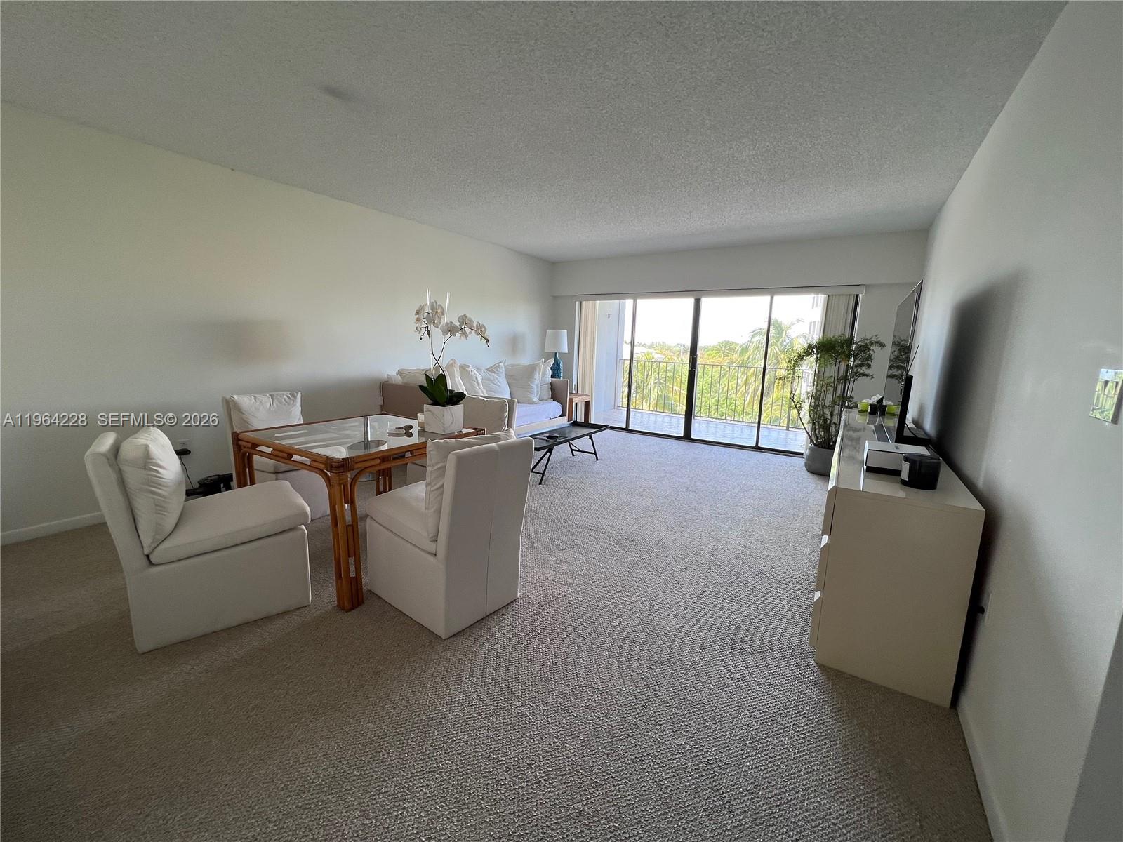 575 Crandon Blvd #503 Key Biscayne, FL 33149