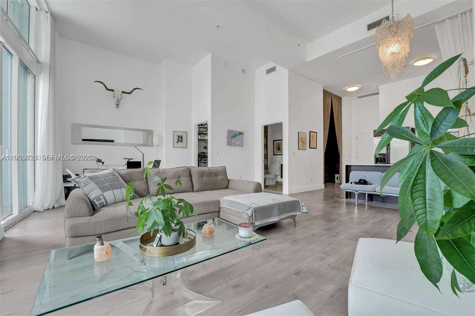 image Quantum On The Bay Condo2