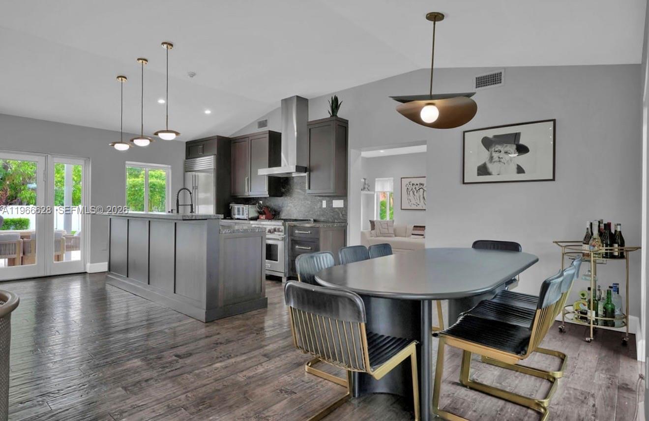 1050 Jefferson St Hollywood, FL 33019