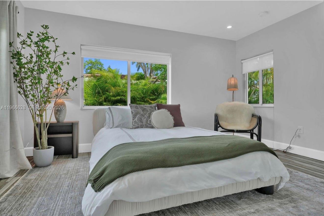 1050 Jefferson St Hollywood, FL 33019