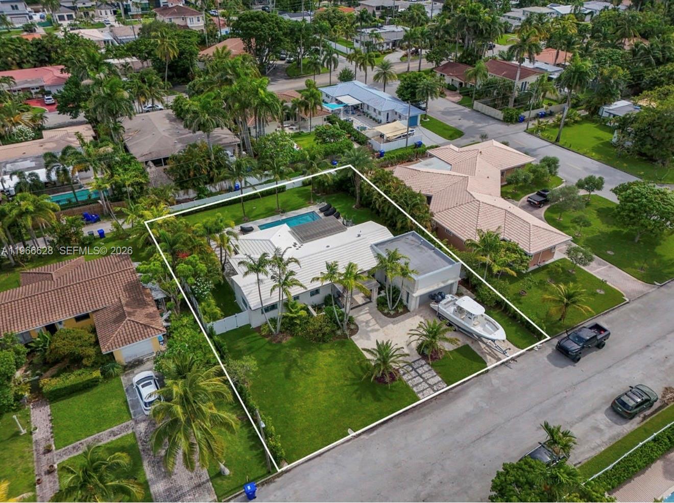 1050 Jefferson St Hollywood, FL 33019