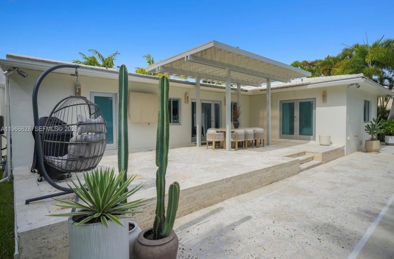 1050 Jefferson St Hollywood, FL 33019