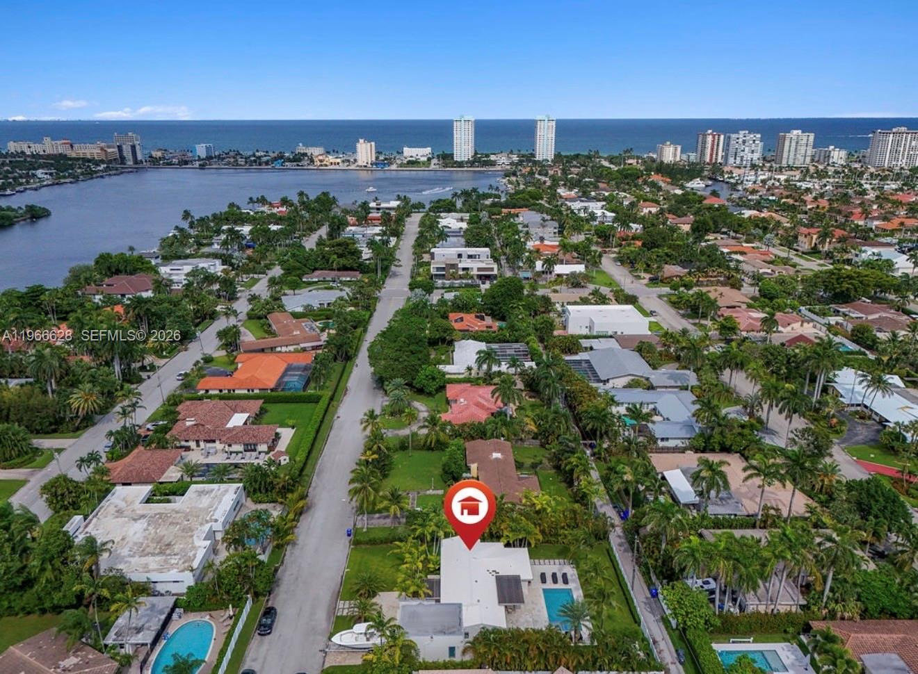 1050 Jefferson St Hollywood, FL 33019