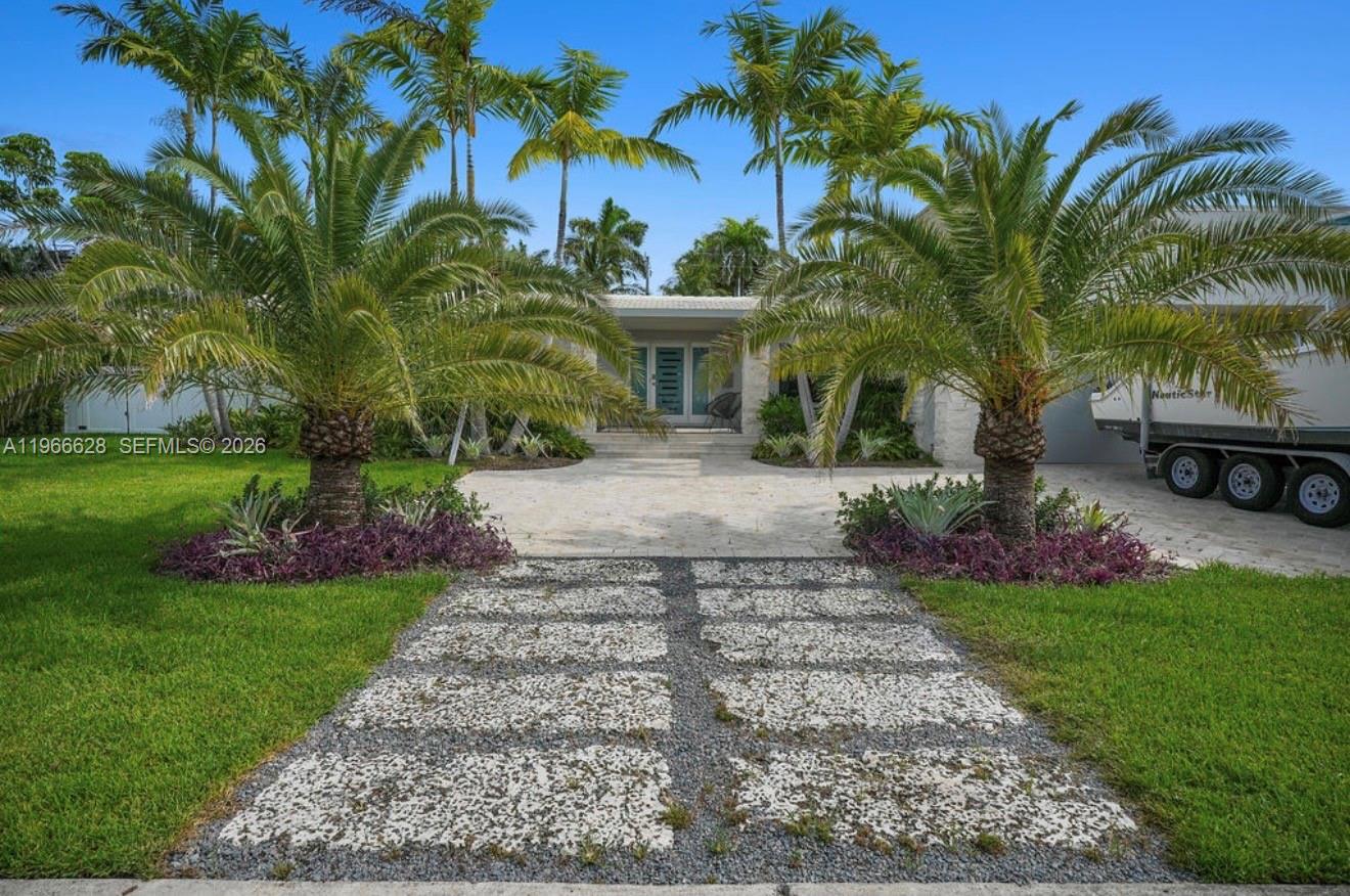 1050 Jefferson St Hollywood, FL 33019