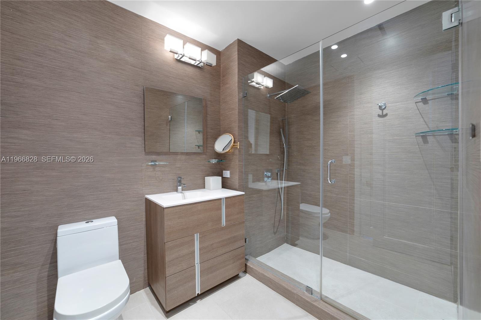 image Four Seasons Residences Miami20