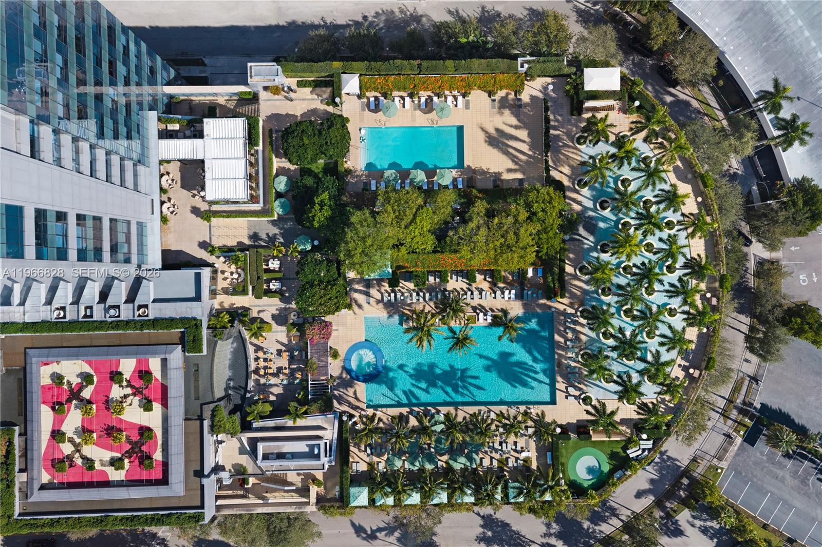 image Four Seasons Residences Miami30