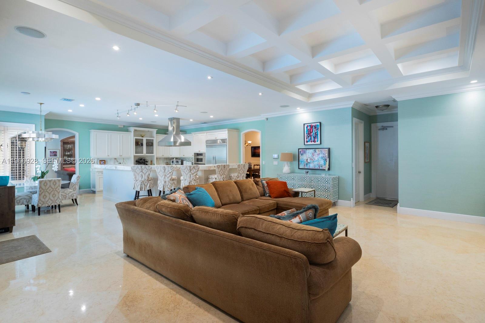 10601 SW 72nd Ct Pinecrest, FL 33156