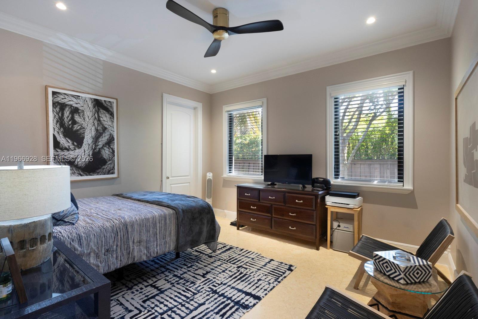 10601 SW 72nd Ct Pinecrest, FL 33156