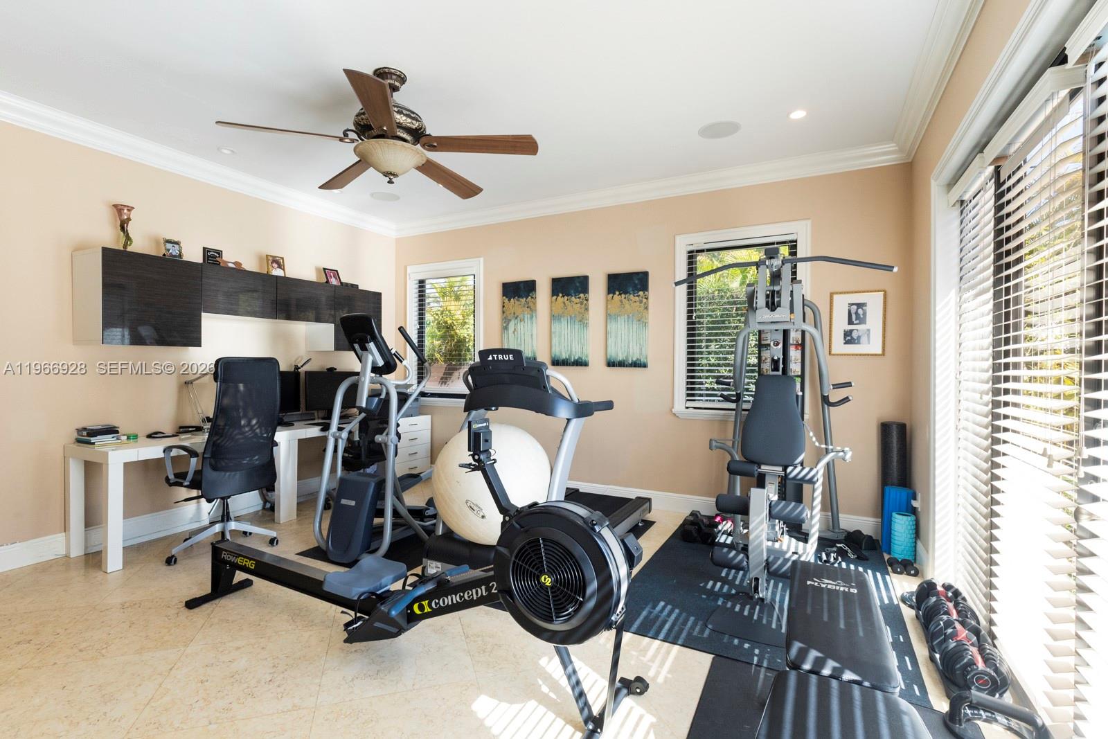 10601 SW 72nd Ct Pinecrest, FL 33156