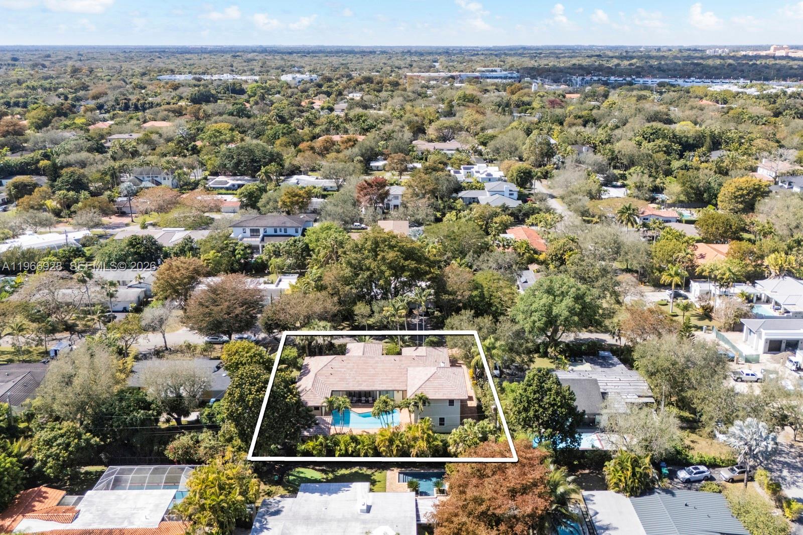 10601 SW 72nd Ct Pinecrest, FL 33156