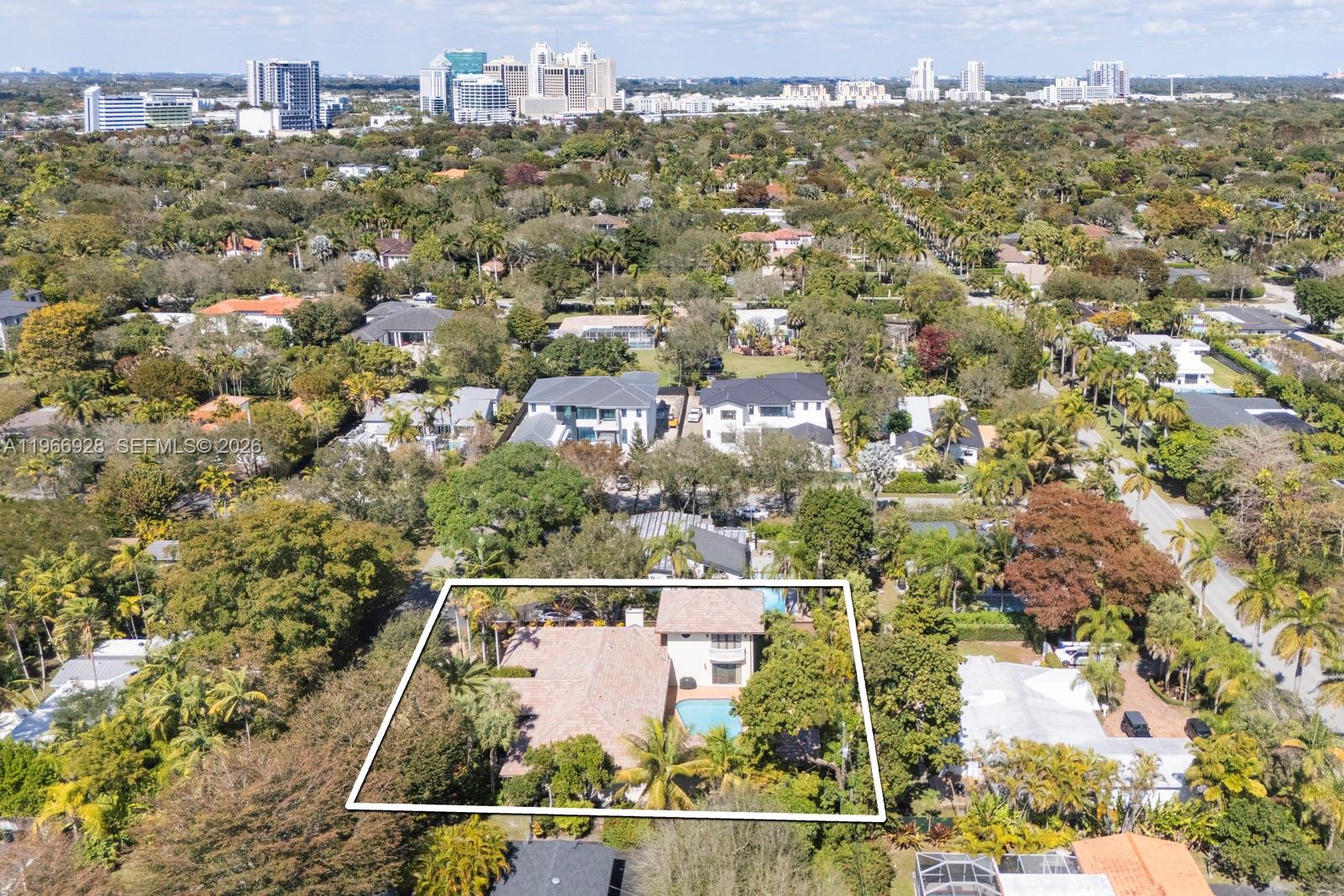 10601 SW 72nd Ct Pinecrest, FL 33156