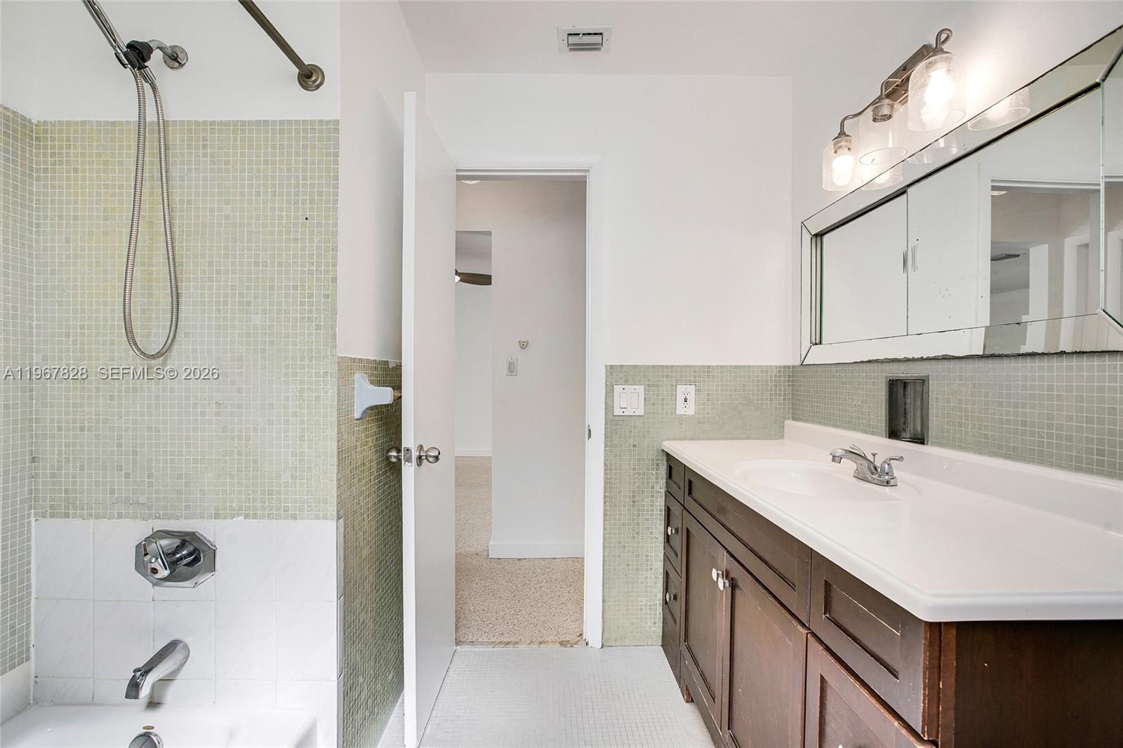 9372 Abbott Ave Surfside, FL 33154