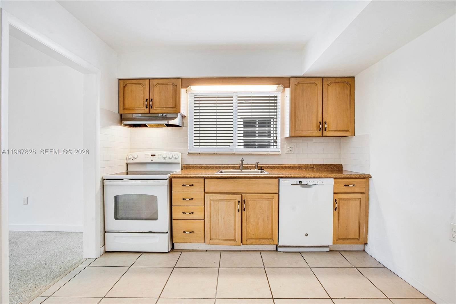 9372 Abbott Ave Surfside, FL 33154