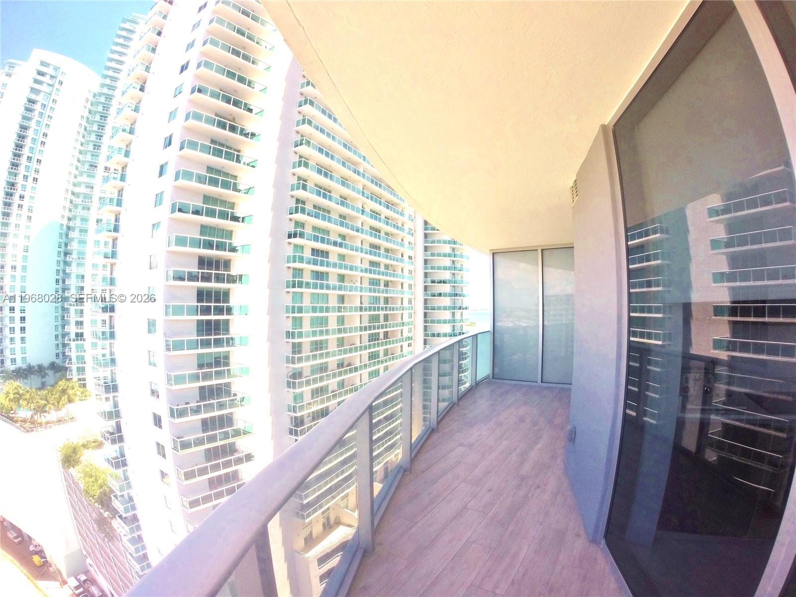 image Aria on the Bay13