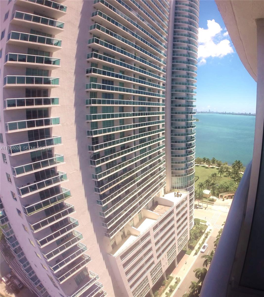 image Aria on the Bay14