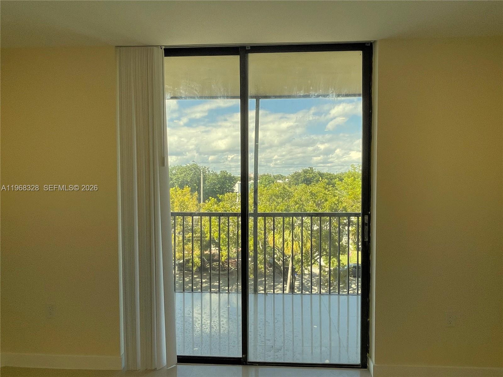 16851 NE 23rd Ave #B-521 North Miami Beach, FL 33160