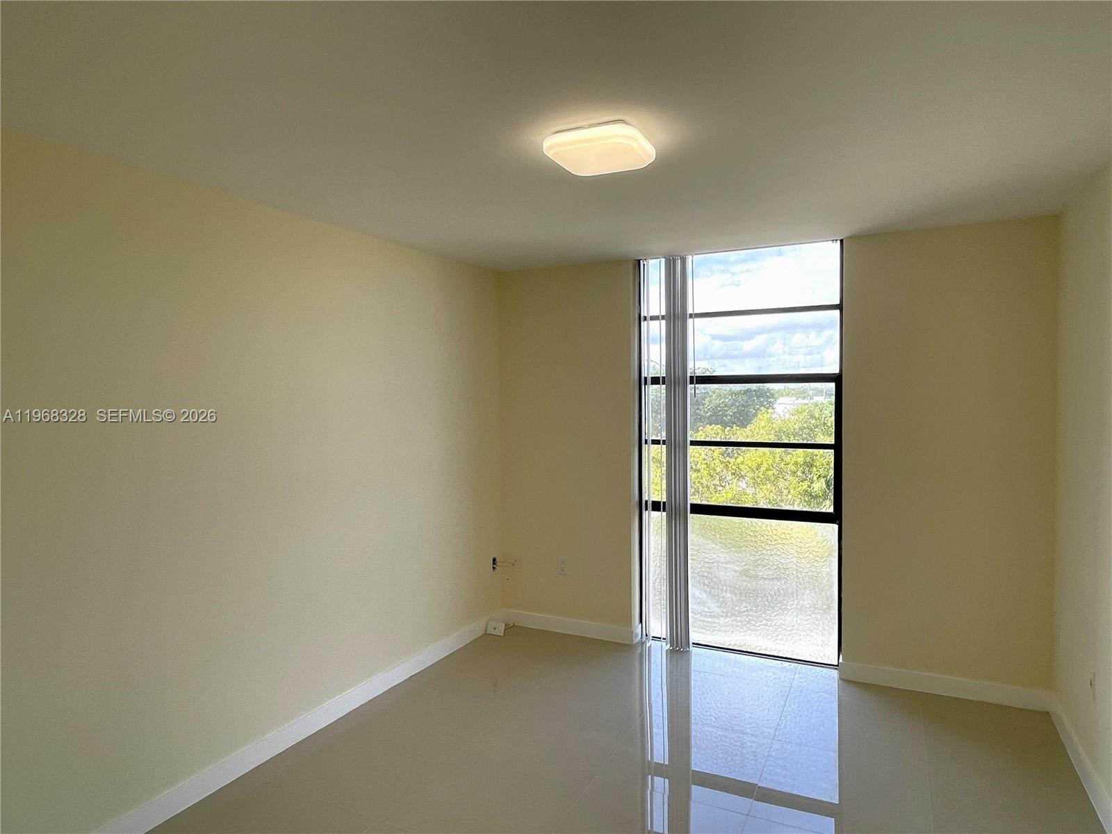 16851 NE 23rd Ave #B-521 North Miami Beach, FL 33160