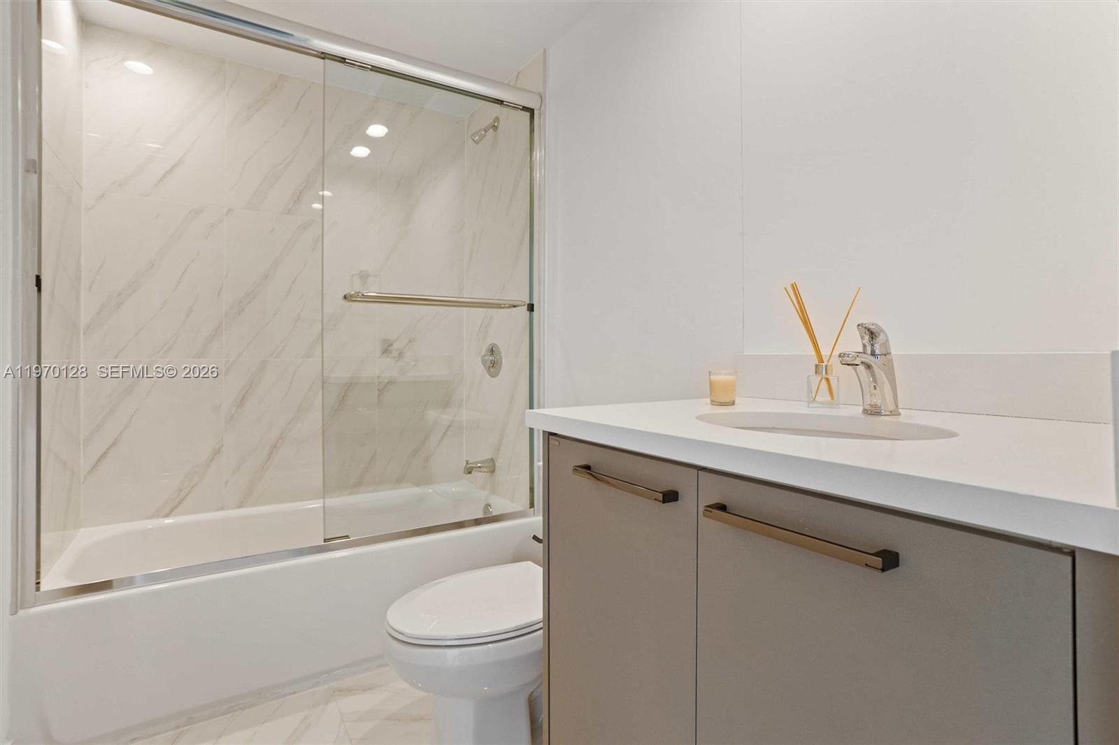 1150 101st St #603 Bay Harbor Islands, FL 33154