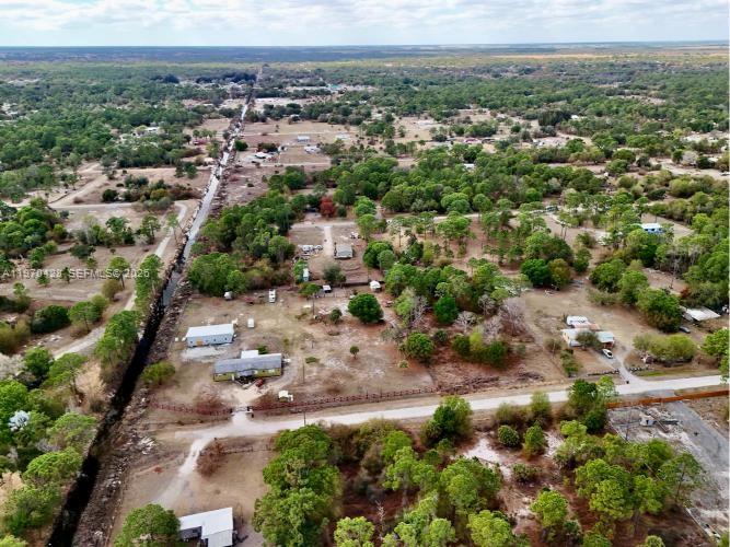 220 N Palomino St Clewiston, FL 33440