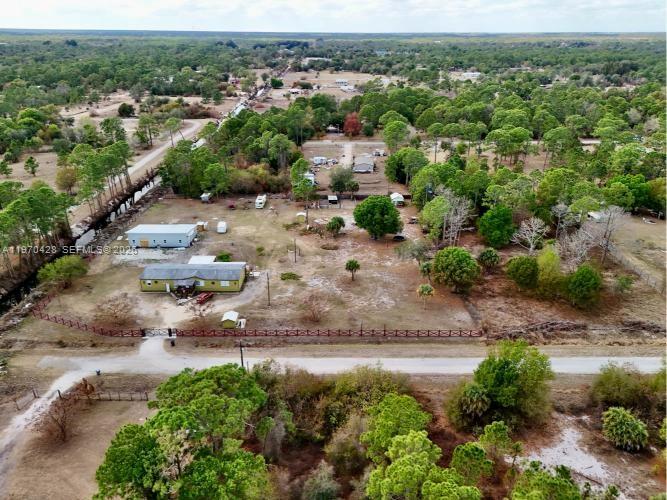 220 N Palomino St Clewiston, FL 33440