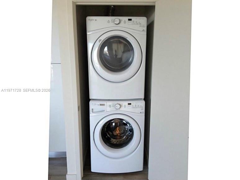 image Nine at Mary Brickell Village6