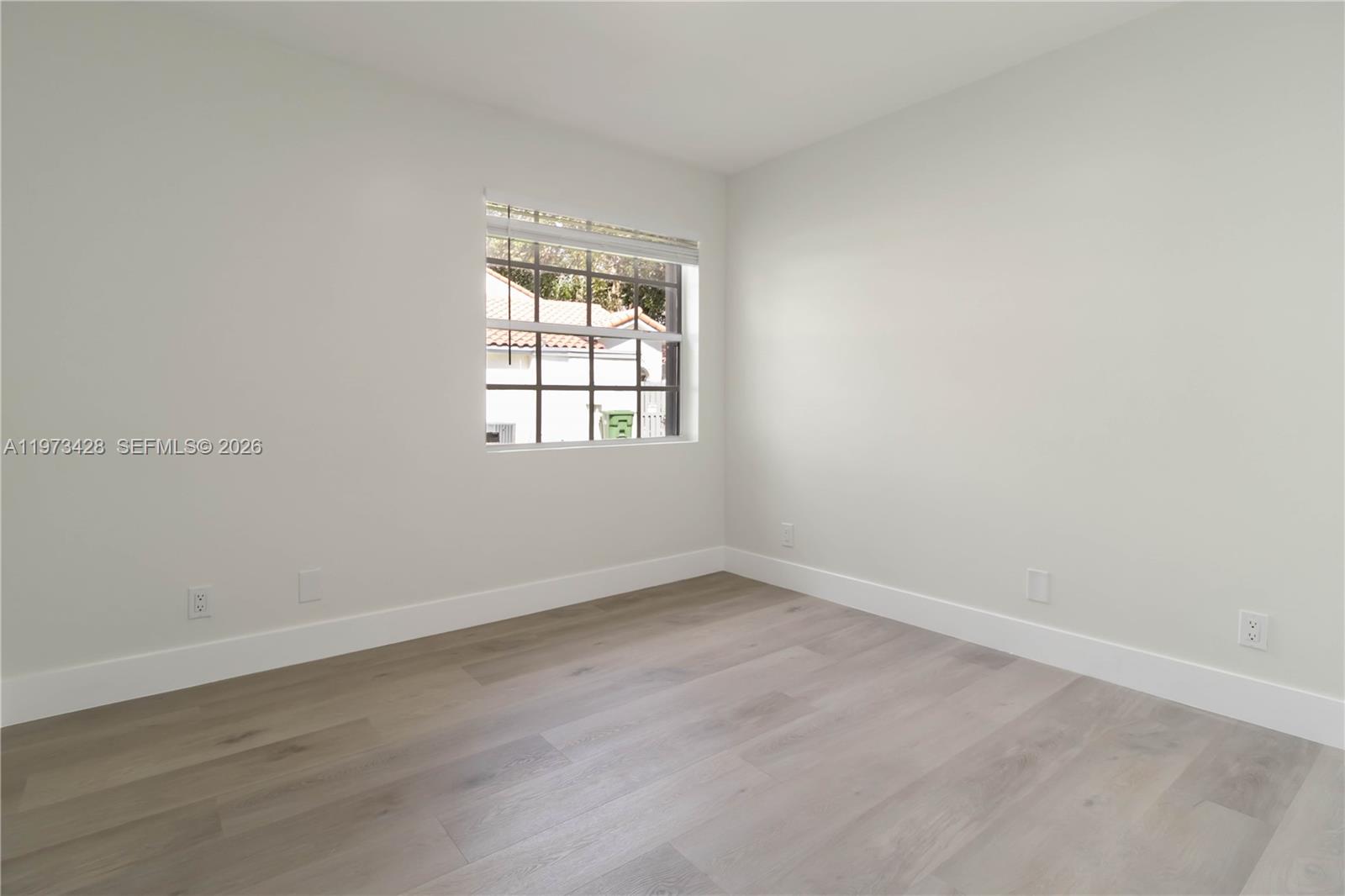 1411 Cottonwood Cir Weston, FL 33326