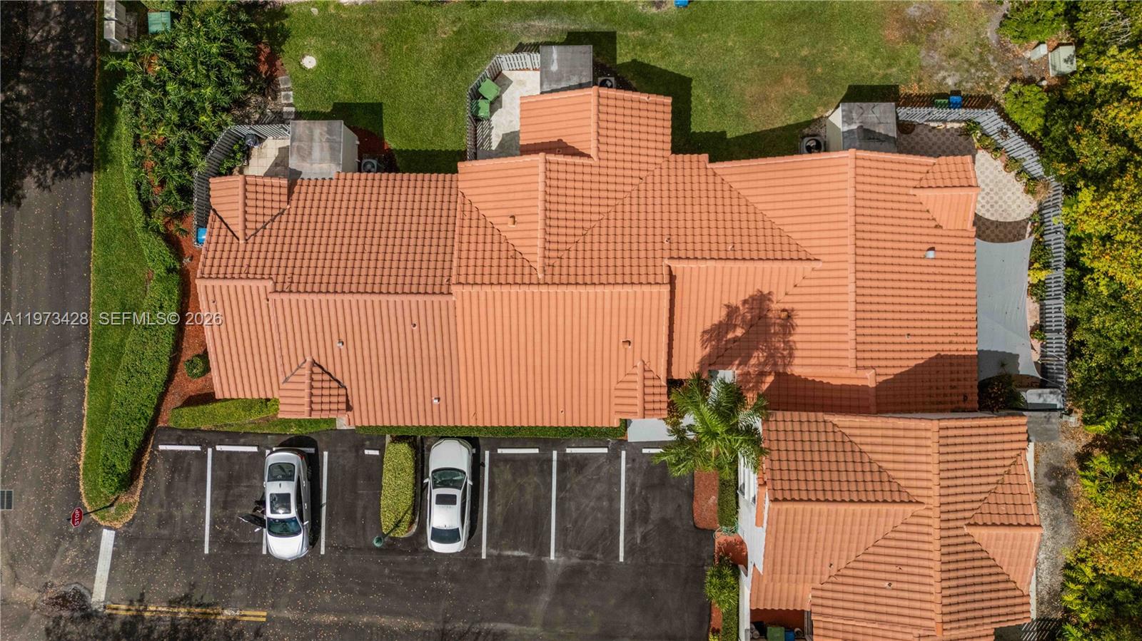 1411 Cottonwood Cir Weston, FL 33326