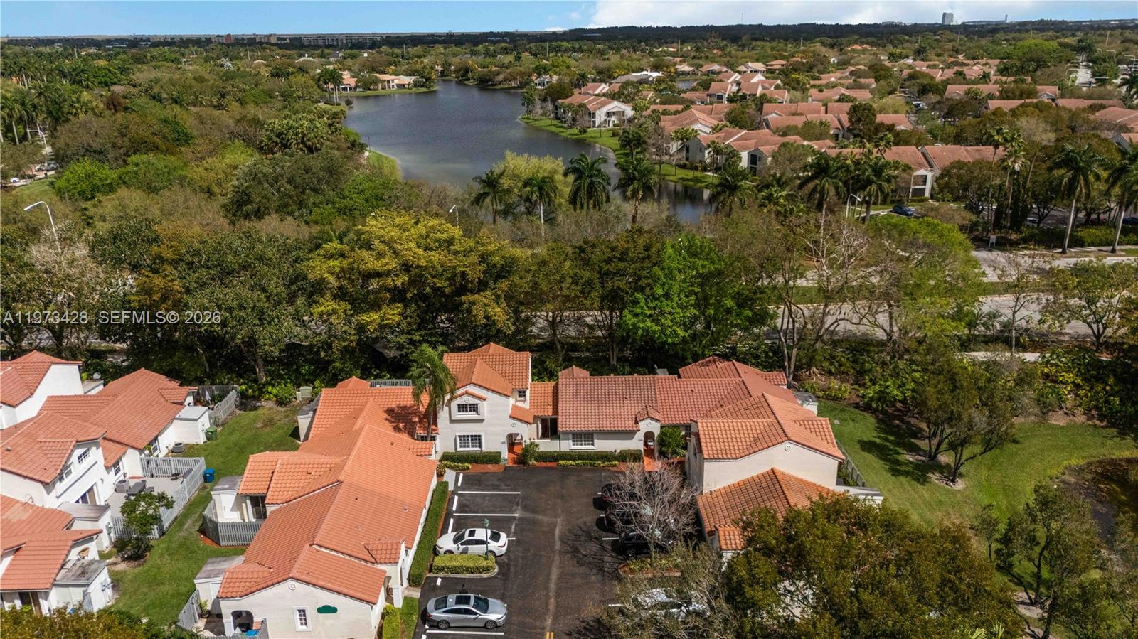 1411 Cottonwood Cir Weston, FL 33326